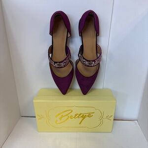 NIB Bettye Muller Jamison Berry Velvet Flats Shoes Size 10 M